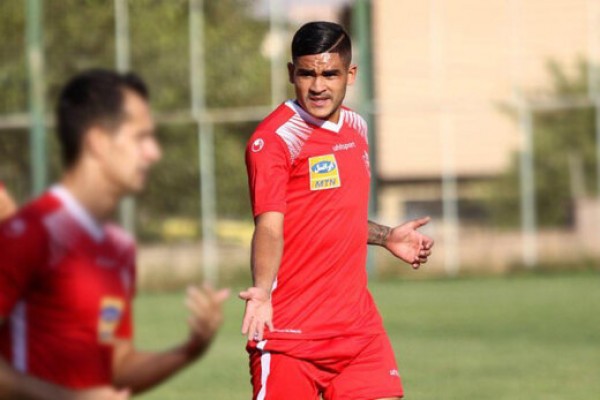 چه کسی جونیور را به پرسپولیس آورد؟