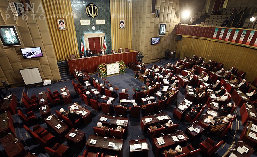 گمانه‌زنی‌ها درباره ۶کرسی خالی مجلس خبرگان/ شانس دوباره مصباح یزدی