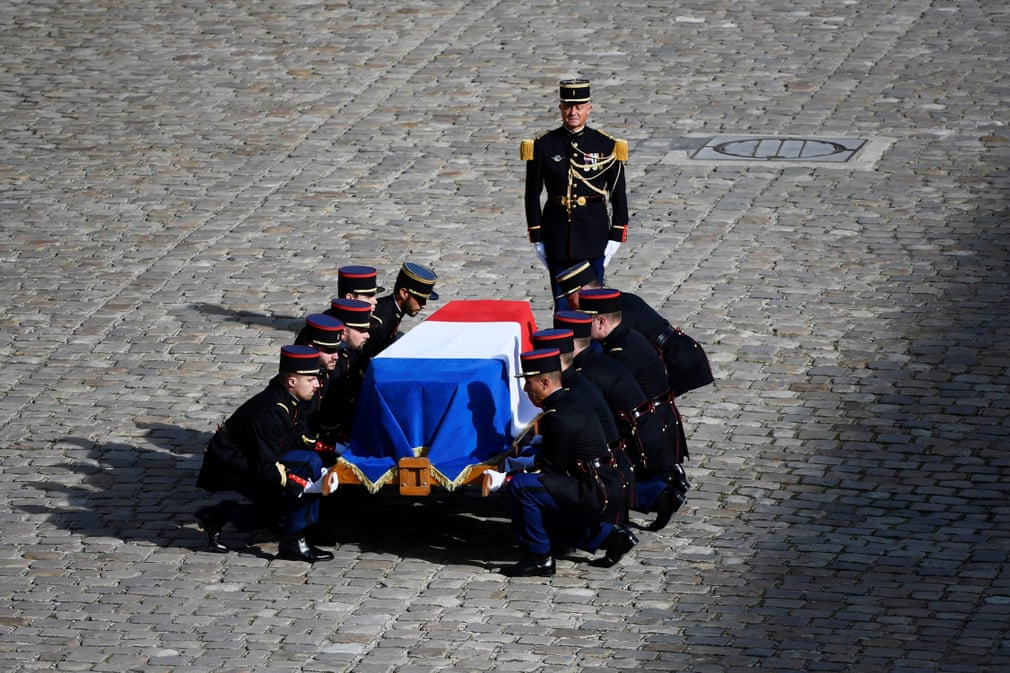 مراسم تشییع پیکر 