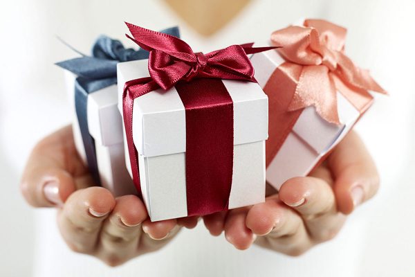 با ۳ هدیه تبلیغاتی پرفروش در سال ۱۳۹۸ آشنا شوید با ۳ هدیه تبلیغاتی پرفروش در سال ۱۳۹۸ آشنا شوید