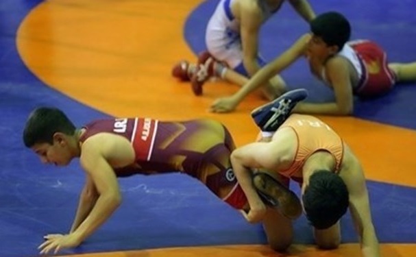 ۳ مربی خاطی در مسابقات کشتی نونهالان جریمه شدند/ دعوت از ۴ مربی به کمیته انضباطی