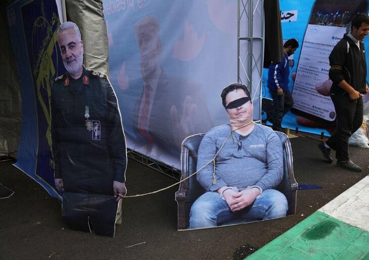 روح الله زم در راهپیمایی ۱۳ آبان