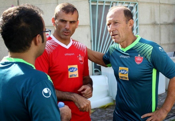 بازگشت جلال حسینی به ترکیب اصلی پرسپولیس