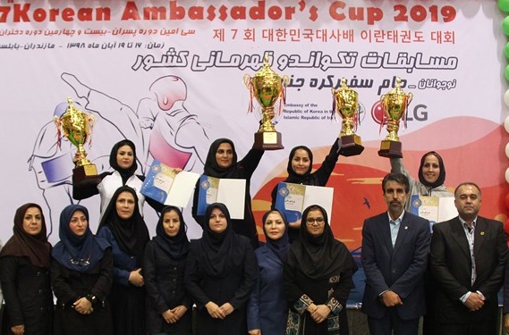 دختران هوگوپوش مازندران قهرمان جام سفیر کره جنوبی شدند دختران هوگوپوش مازندران قهرمان جام سفیر کره جنوبی شدند