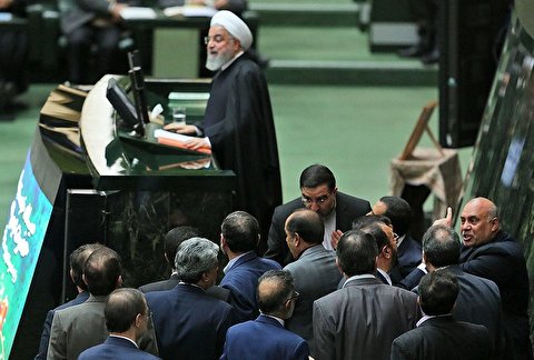 بیانیه علیه رئیس‌جمهور در مجلس