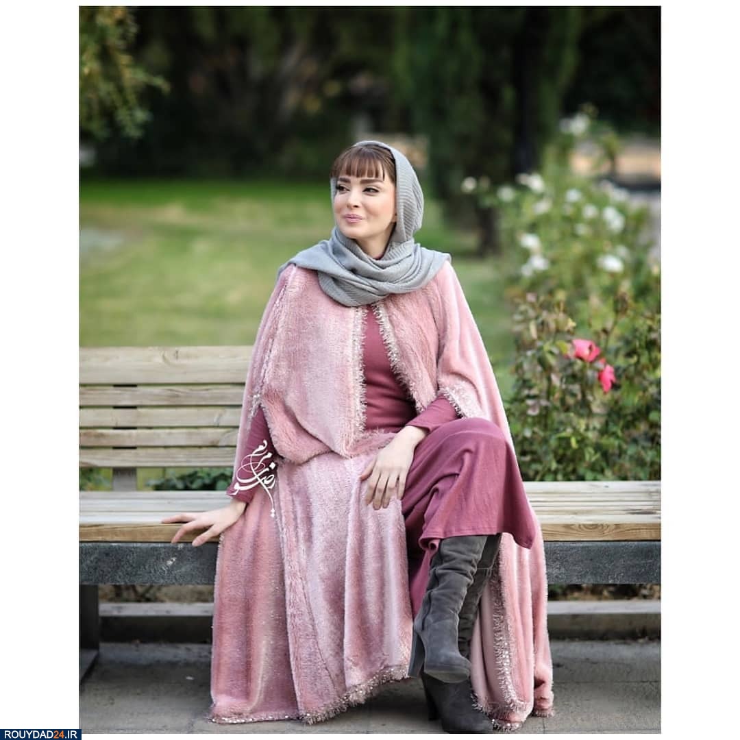 استایل مخمل صورتی بهنوش طباطبایی