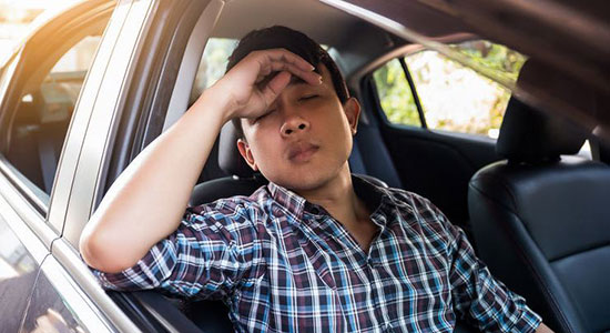 همه آنچه باید دربارهی سرگیجه و دلایل آن بدانید سرگیجه و دلایل آن