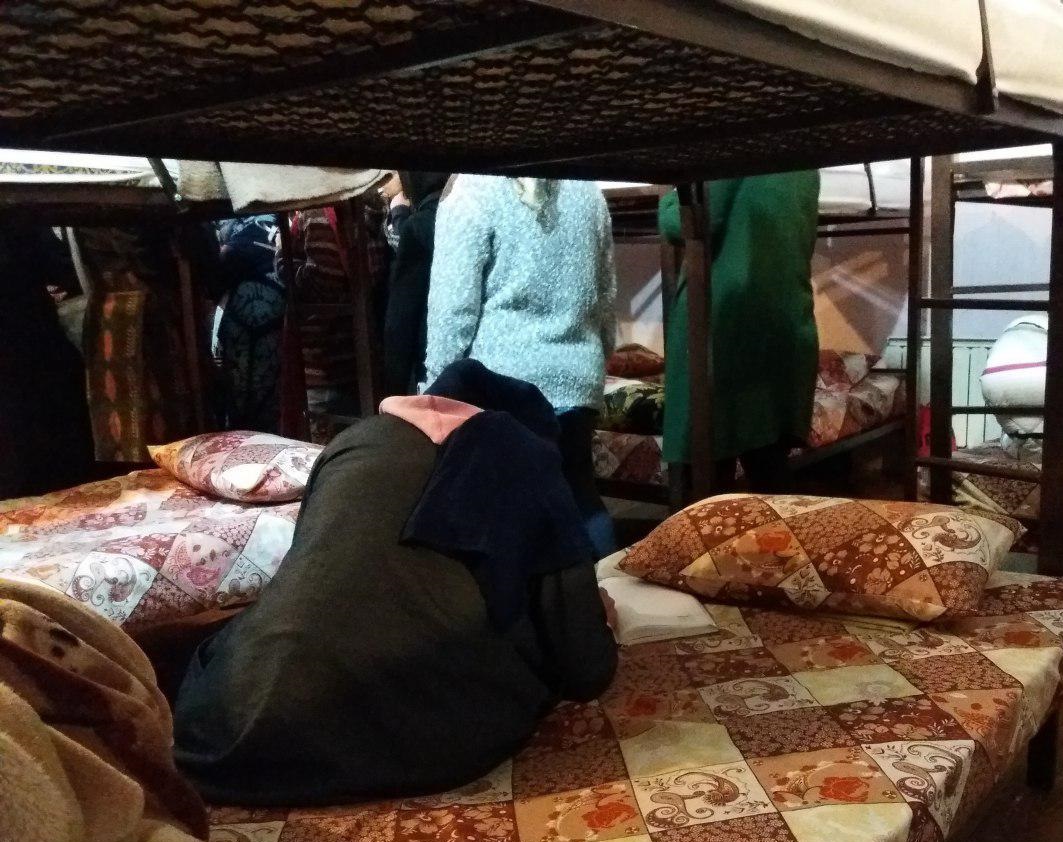 زنان کارتن خواب