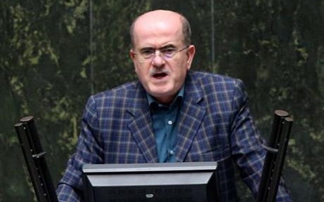 موافق تصویب CFT و پالرمو هستم/ عدهای فکر میکنند بیشتر از مردم میفهمند موافق تصویب CFT و پالرمو هستم/ عدهای فکر میکنند بیشتر از مردم میفهمند