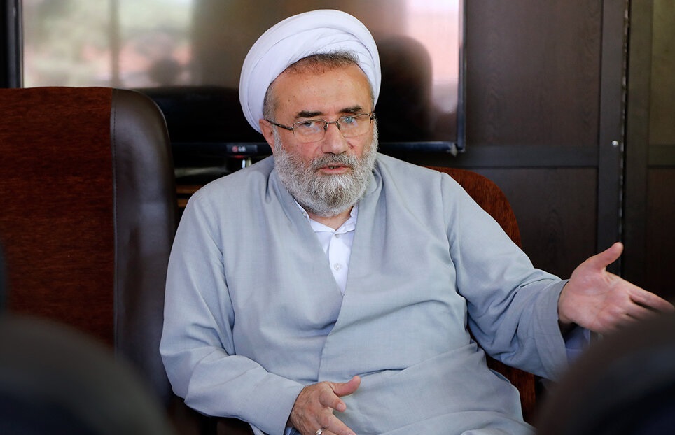 انتقادات صریح مسیح مهاجری از بالا گرفتن جنگ قدرت بین سیاسیون/ مسلمان هستیم اما محمدی نیستیم انتقادات صریح مسیح مهاجری از بالا گرفتن جنگ قدرت بین سیاسیون/ مسلمان هستیم اما محمدی نیستیم