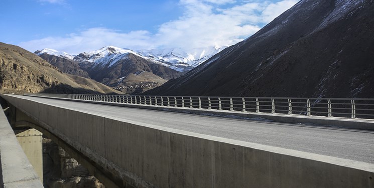 منطقه یک آزادراه تهران - شمال دهه فجر امسال افتتاح میشود منطقه یک آزادراه تهران - شمال دهه فجر امسال افتتاح میشود