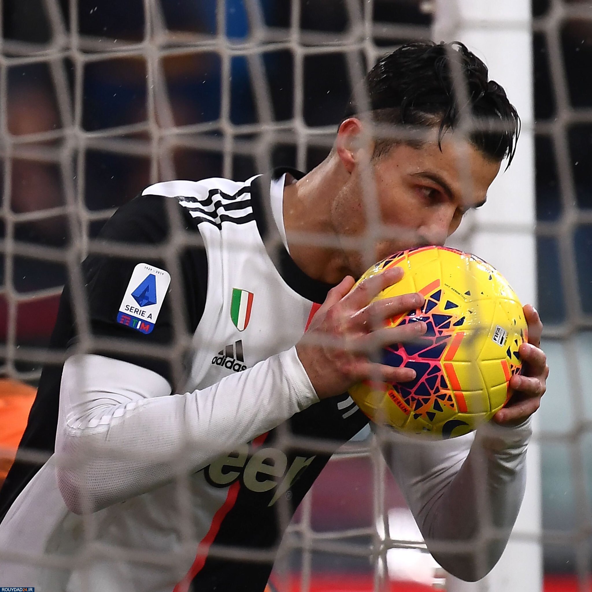 رونالدو جلوی برد تیمش را گرفت! + (عکس)