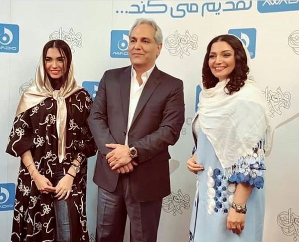 الهام پاوه نژاد 