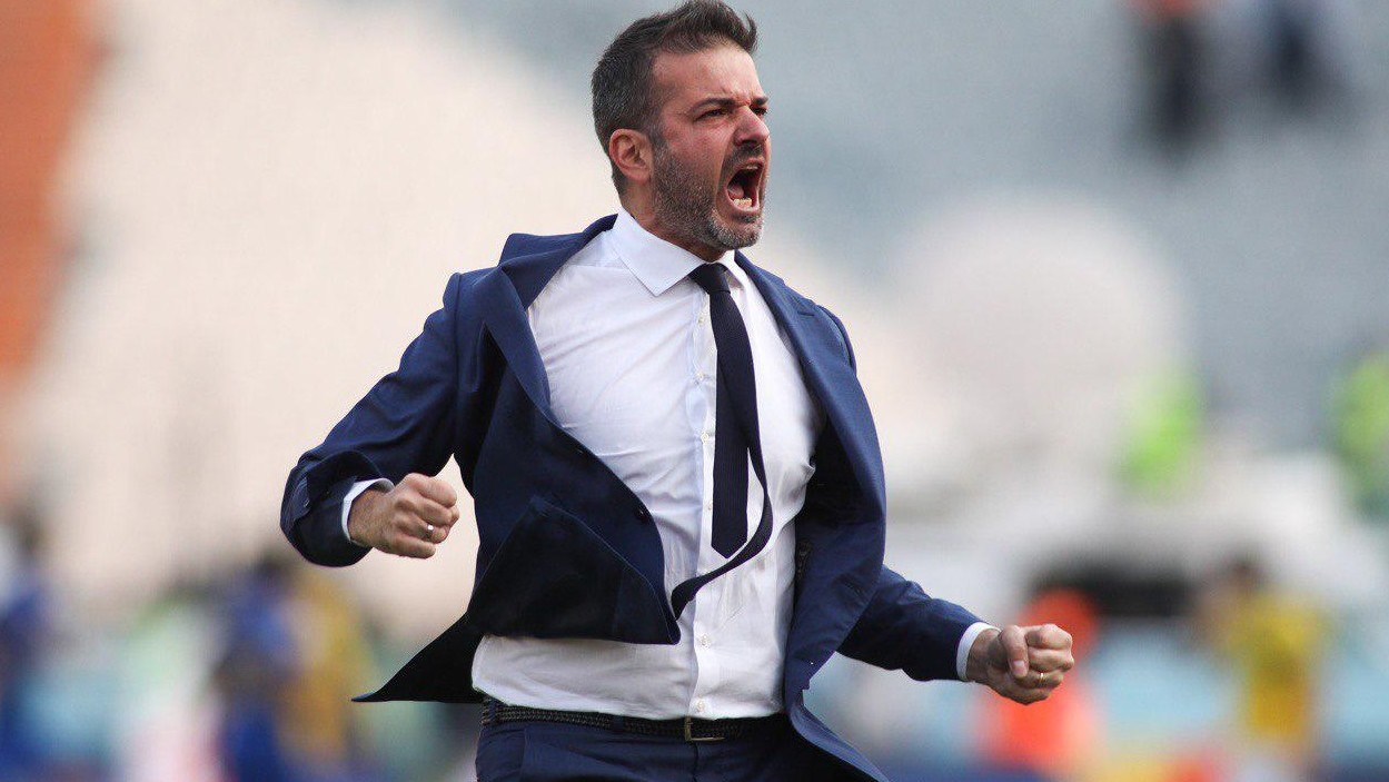 تلاش برای بازگرداندن استرا ادامه دارد/ مربی ایرانی مد نظر نیست!