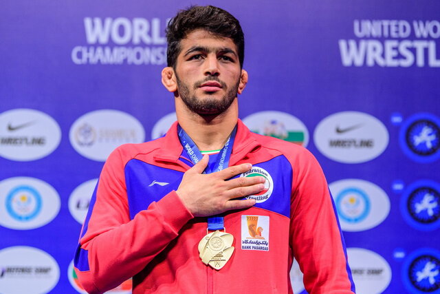 شوک به کشتی ایران/ مینیسک حسن یزدانی پاره شد شوک به کشتی ایران/ مینیسک حسن یزدانی پاره شد