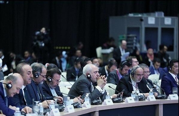 ظریف: دیدار‌های عالی دوجانبه و چندجانبه در اجلاس سران در کوالالامپور داشتیم