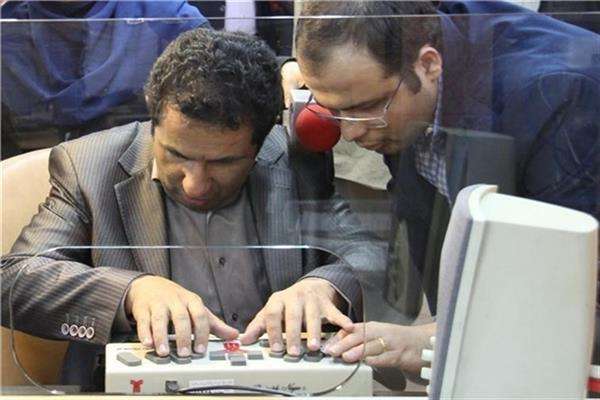 تولید تبلت هوشمند ویژه نابینایان