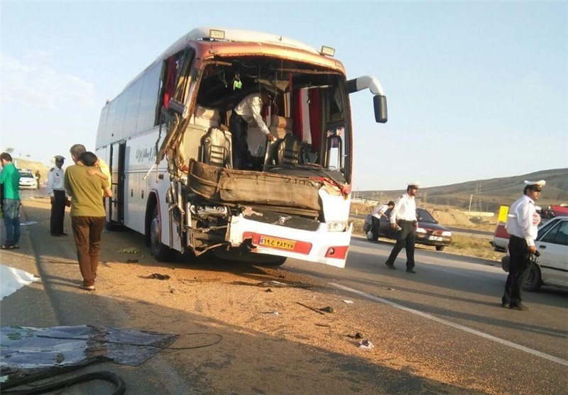 یک کشته و ۲۸ مصدوم در تصادف اتوبوس در البرز