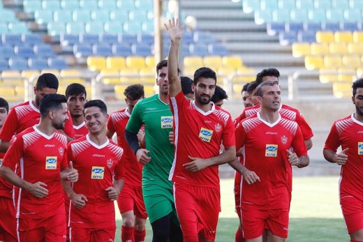 دستمزد فوتبالیست های ایرانی