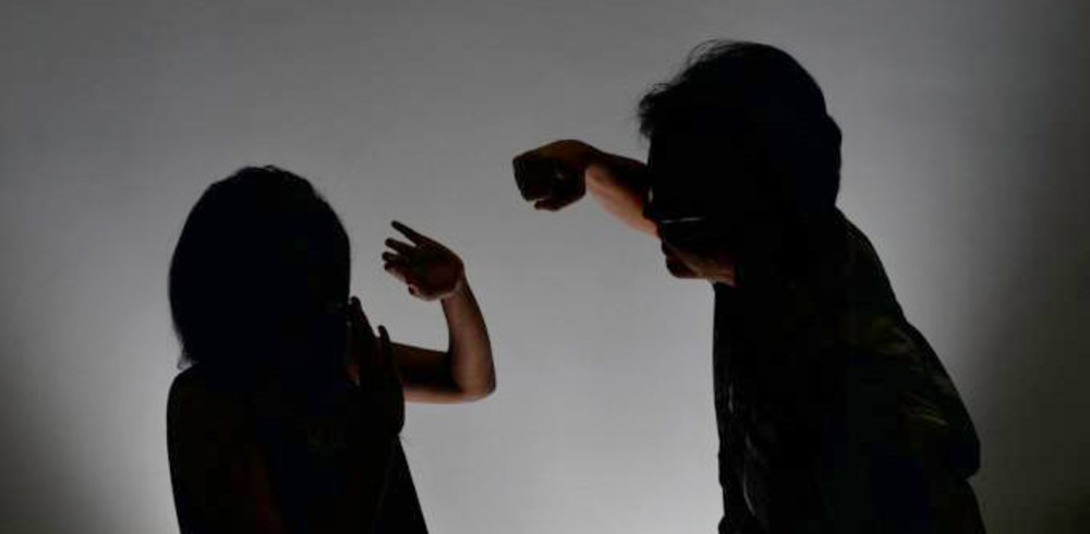 خشونت خانگی