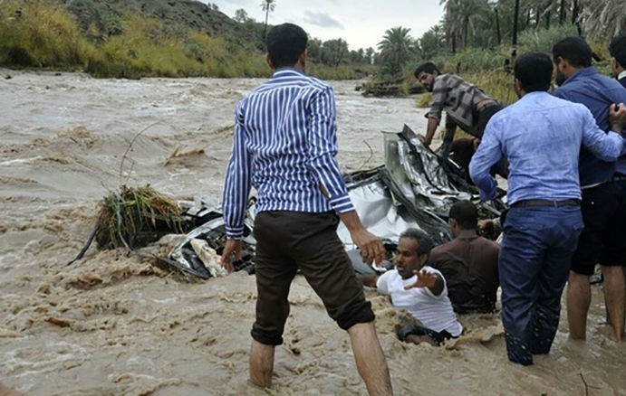 پرپرشدن ۲ فرزند جلوی چشم یک خانواده اردکانی سیل