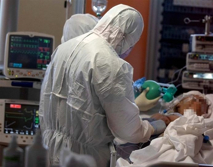 بخاطر ویروس کرونا چه زمانی به بیمارستان برویم؟ + جزییات ویروس کرونا