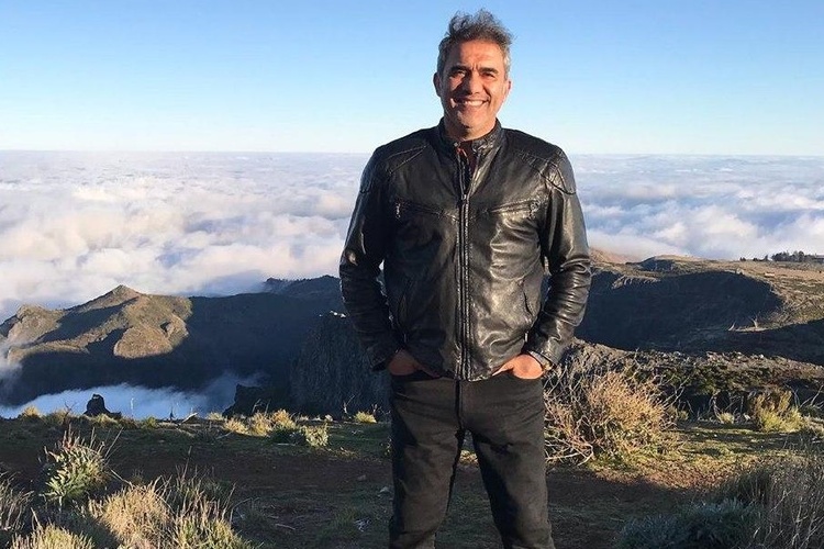 احمدرضا عابدزاده تیم تشکیل داد 