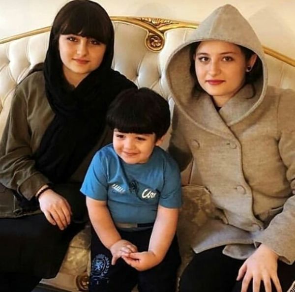 سارا و نیکای پایتخت کنار سفره هفت سین+عکس