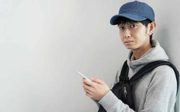 مردی که هیچ کاری نمیکنه