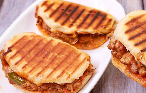 ساندویچ کباب تابه‌ای