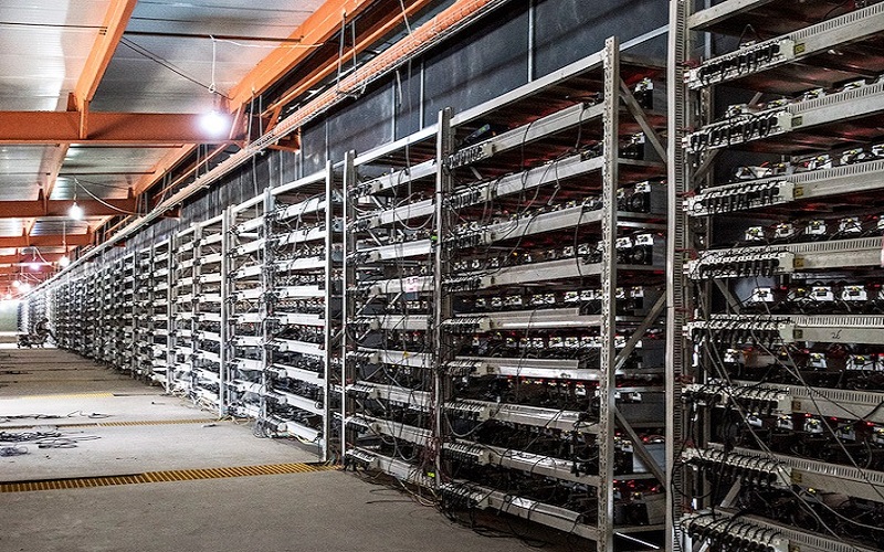 استخراج بیتکوین در ایران در دست چه کسانی است؟ استخراج بیتکوین در ایران