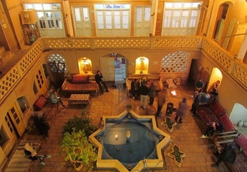 سرو شراب در کاشان سرو شراب در کاشان