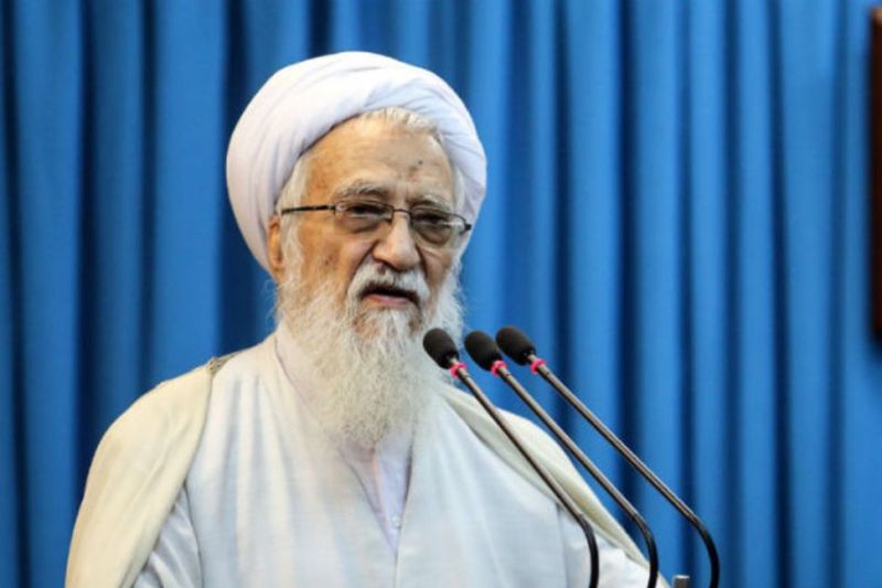 بعید نیست آمریکا از ما پول بگیرد و با واکسن جعلی مردم را بکشد/ بیانات رهبری حساب شده بود موحدی کرمانی