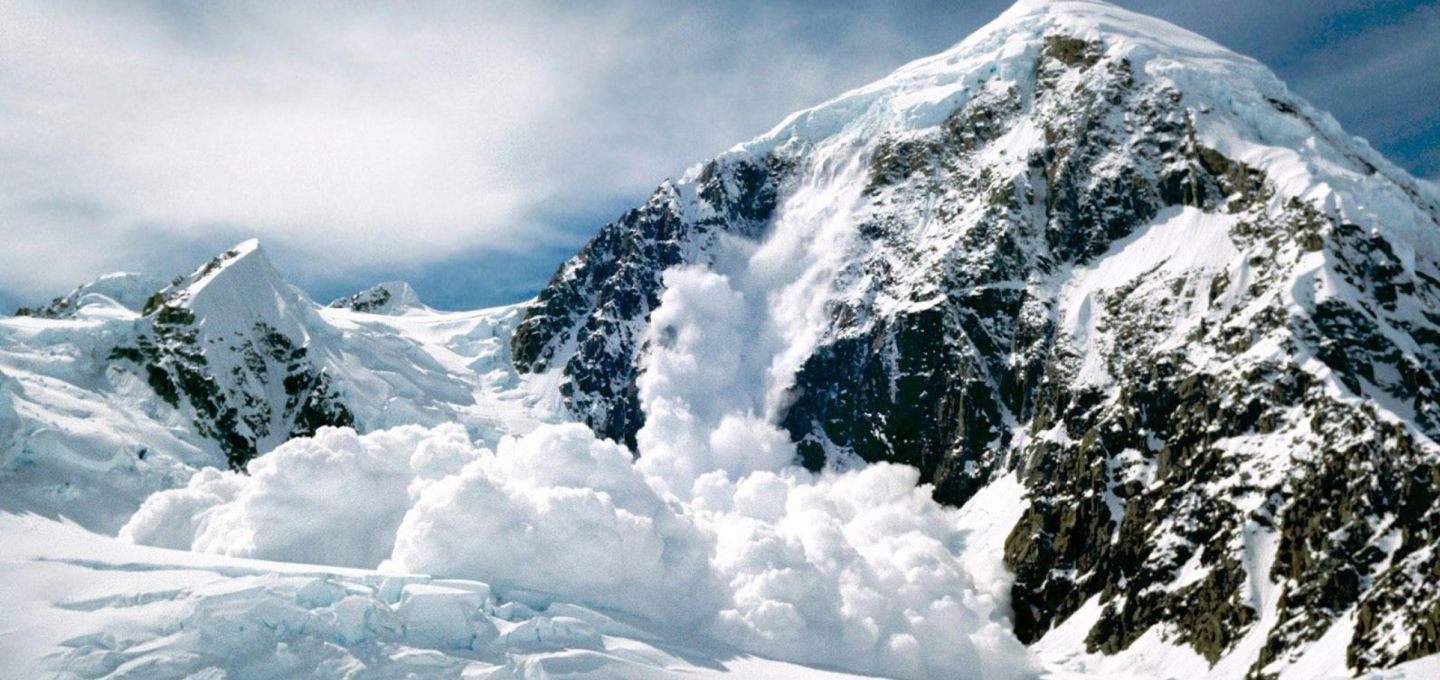 بهمن مرگبار