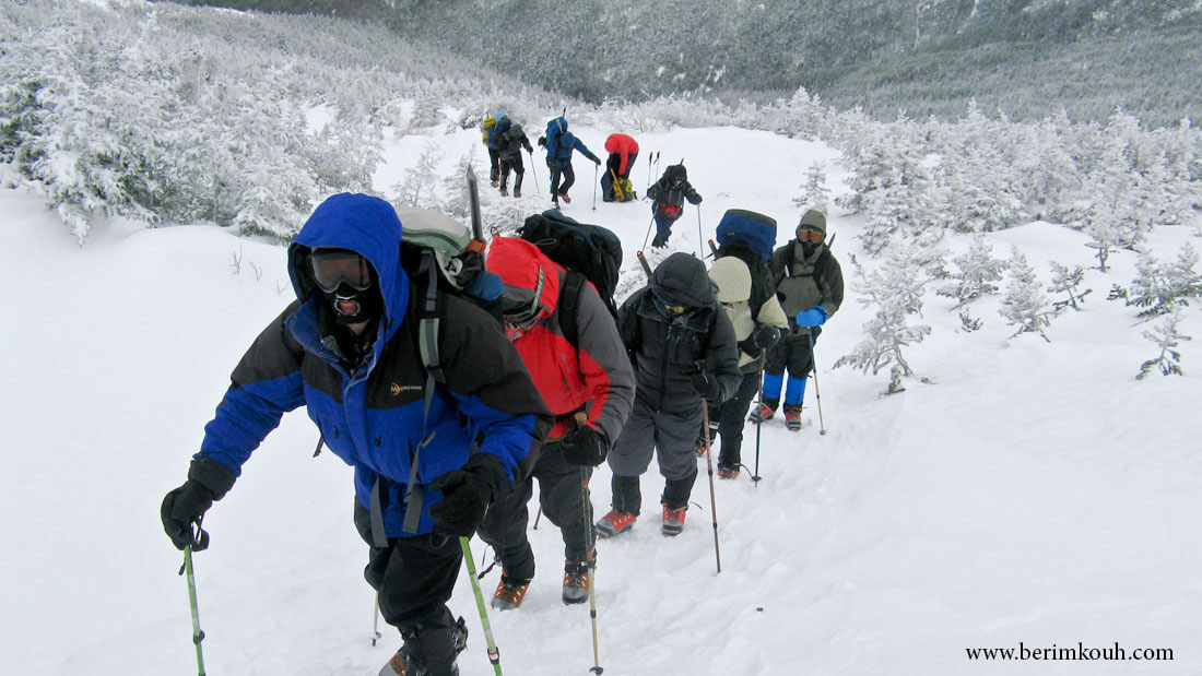 جمعه سیاه کوهنوزدان در روز برفی