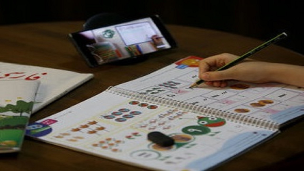 خانه اجتماعی نزدیک به سه میلیون دانش‌آموز از شاد و یا فضای مجازی استفاده نمی‌کنند