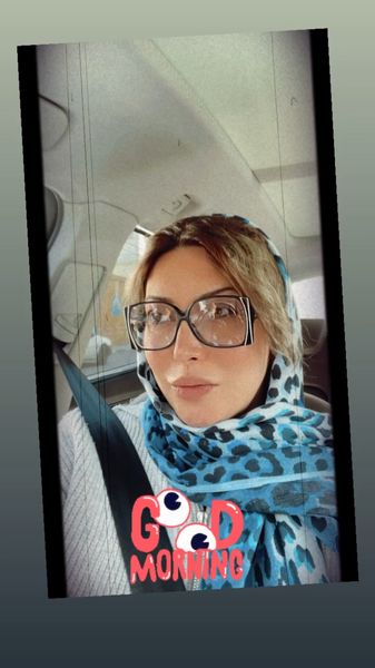  فریبا نادری 