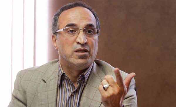 اصولگرایان نباید تصور کنند پیروز مطلق‌اند/ احمدی‌نژاد تأییدصلاحیت شود هم رأی نمی‌آورد