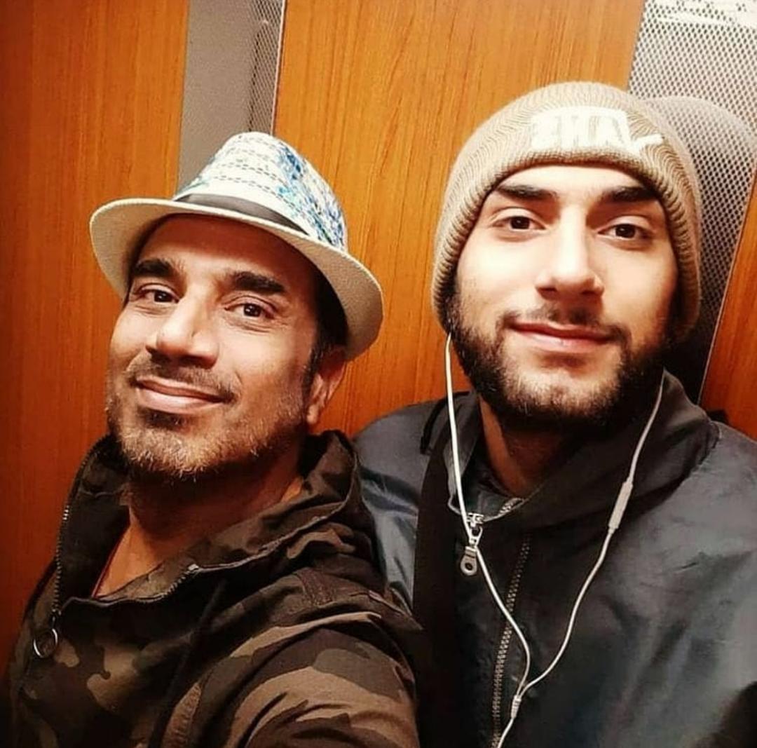 شباهت جالب نصرالله رادش با پسرش 