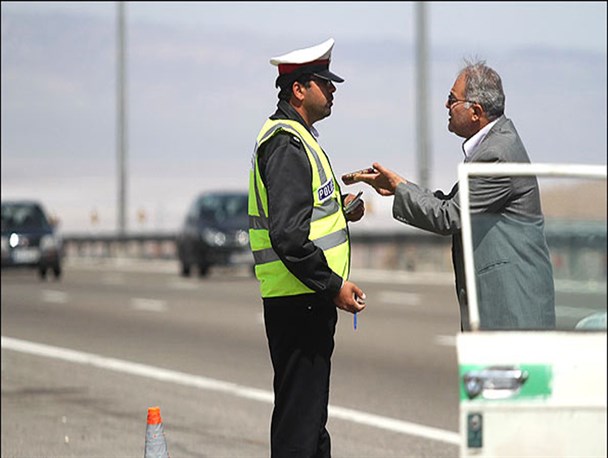 در چه مواردی می‌توان از پلیس شکایت کرد؟