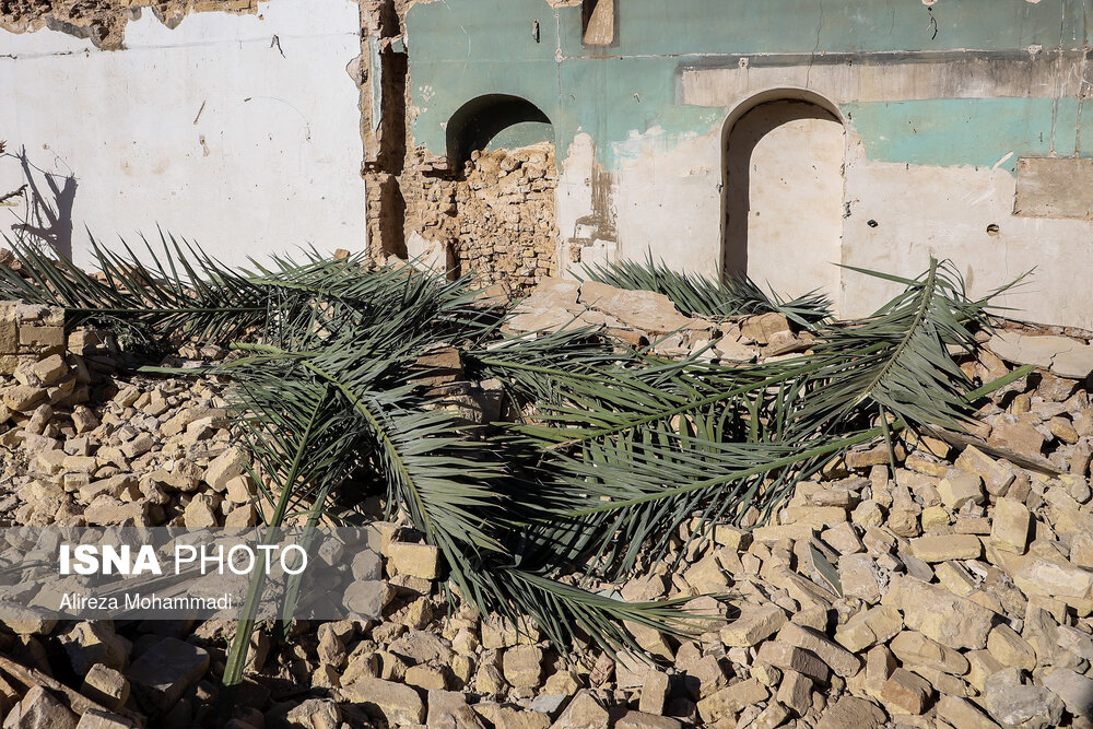 تخریب خانه پدری احمد محمود