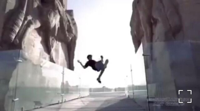 ماجرای پارکور یک نوجوان در تخت جمشید چه بود؟ +فیلم