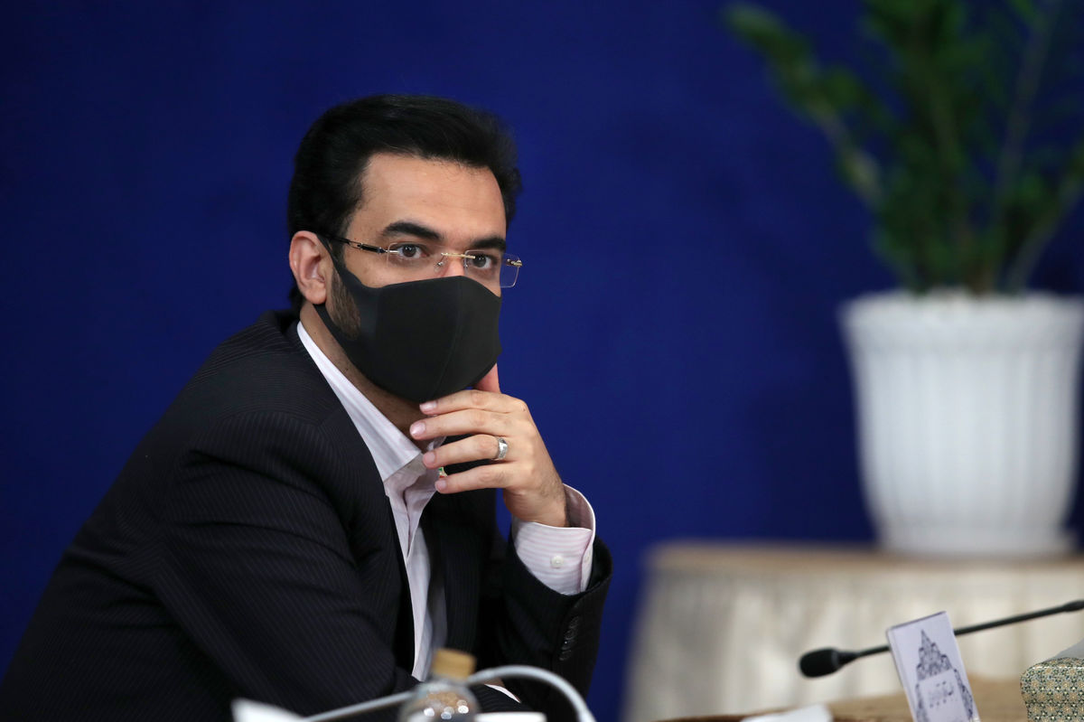 شکایت از آذری جهرمی