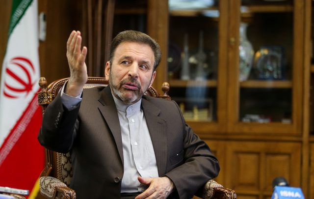 محمود واعظی 