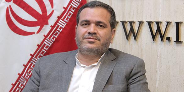 سیلی عنابستانی به صورت پلیس راهور