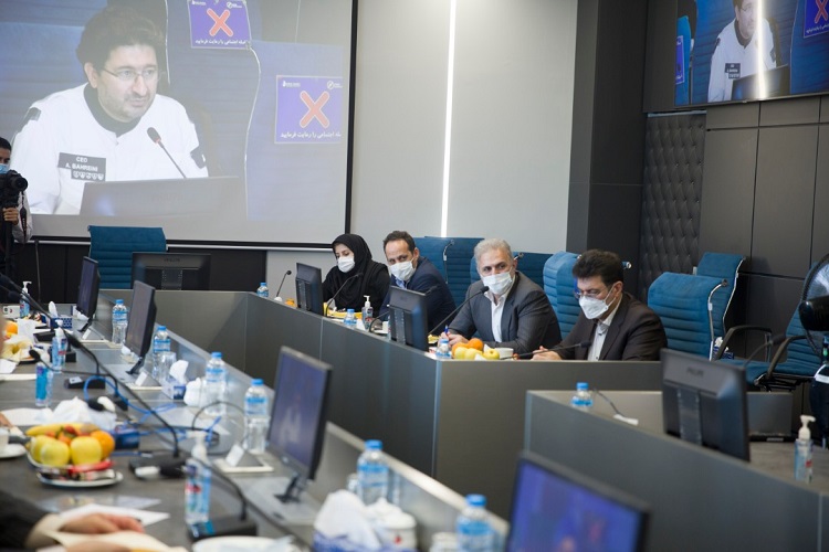 بازدید مدیرعامل و عضو هیات مدیره بانک ملت از شرکت آریاساسول بازدید مدیرعامل و عضو هیات مدیره بانک ملت از شرکت آریاساسول