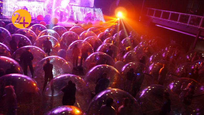 فاصله‌گذاری اجتماعی در کشور‌های مختلف