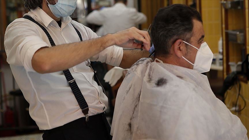 توصیههای کاربردی برای قطع زنجیره ویروس کرونا در آرایشگاهها توصیههای کاربردی برای قطع زنجیره ویروس کرونا در آرایشگاهها