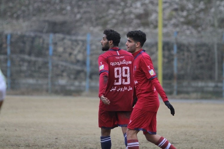 مهاجم جدید استقلال