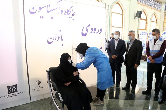 آغاز واکسیناسیون کارکنان بهشت زهرا (س) آغاز واکسیناسیون کارکنان بهشت زهرا (س)